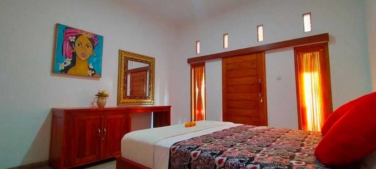 Tunjung Guest House Lovina Beach بوليلينغْ المظهر الخارجي الصورة