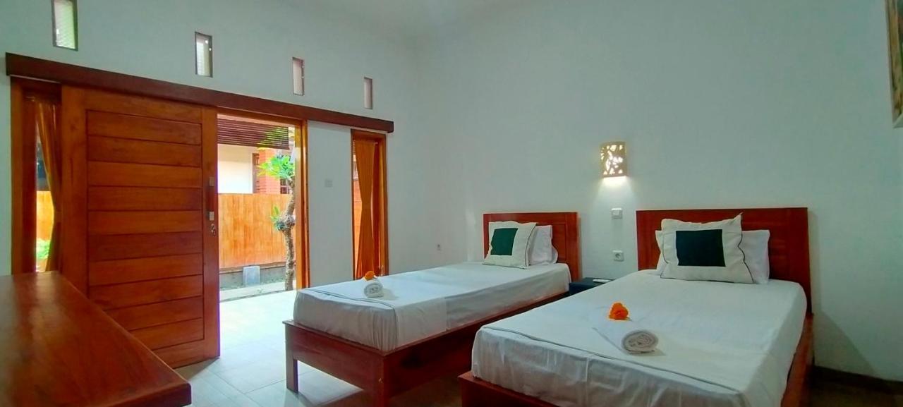 Tunjung Guest House Lovina Beach بوليلينغْ المظهر الخارجي الصورة