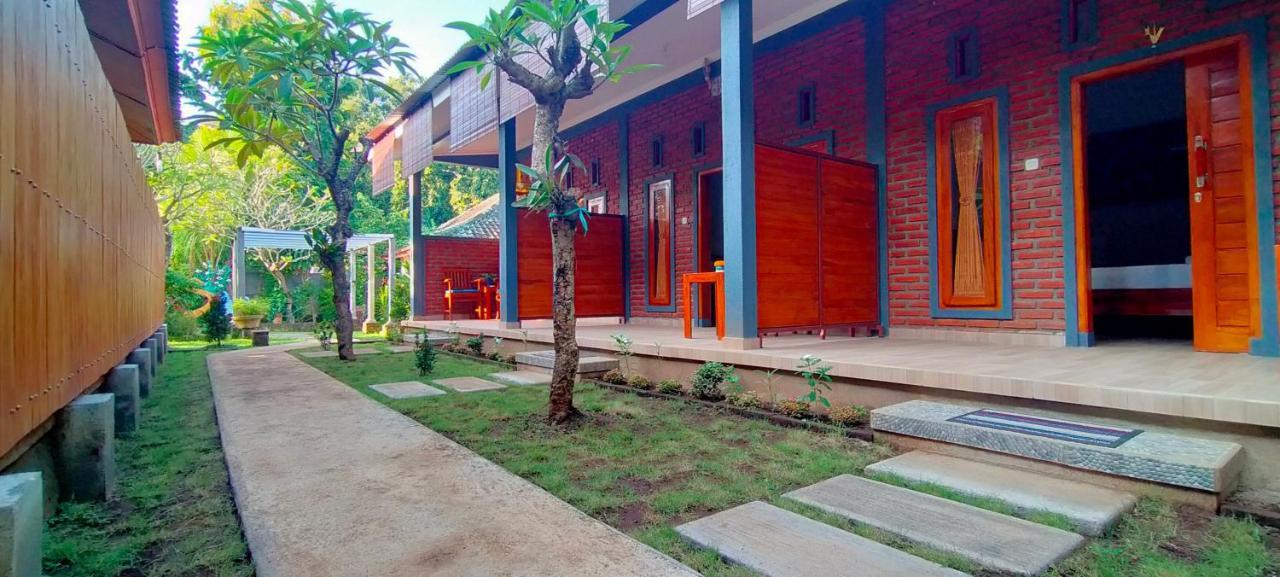 Tunjung Guest House Lovina Beach بوليلينغْ المظهر الخارجي الصورة