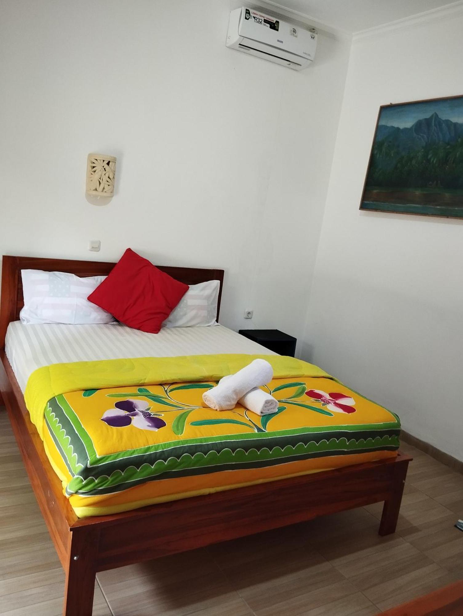 Tunjung Guest House Lovina Beach بوليلينغْ المظهر الخارجي الصورة